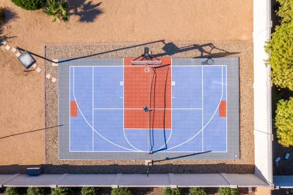 HÓZHÓ | Lazy River, Pool, Hot Tub & Pickleball - Image 5